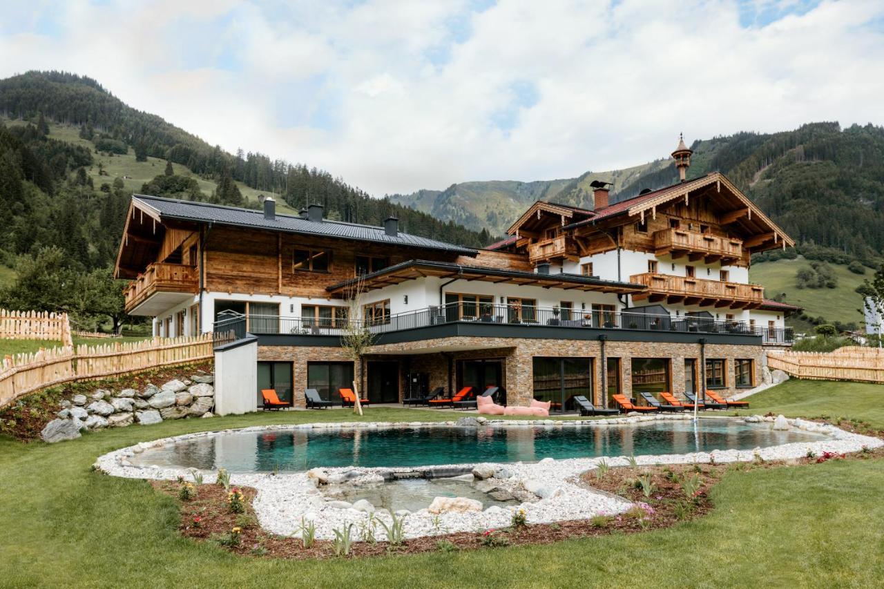Schmiedhof Gut Lägenhet Grossarl Exteriör bild