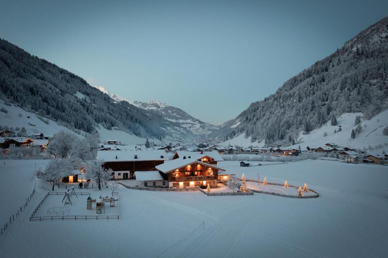 Schmiedhof Gut Lägenhet Grossarl Exteriör bild